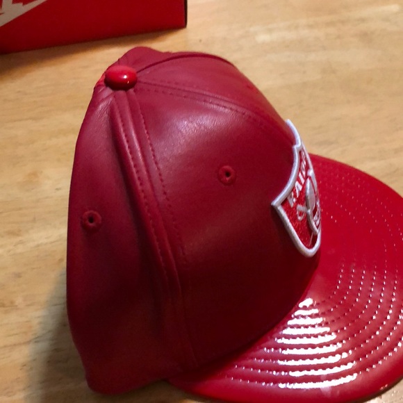 Nike shoes and red leather raiders hat - Picture 5 of 6